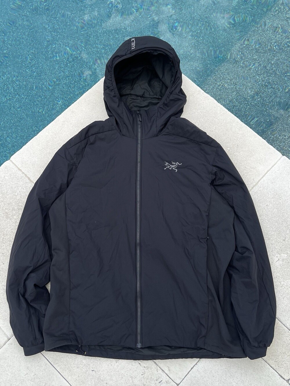 Arcteryx Atom LT Hoody Mens Large Black Insulated Full Zip Jacket 2025 Mint